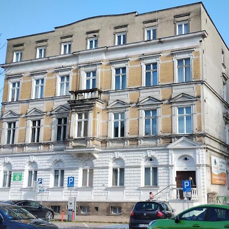 Galeona - Hotel Turystyczny Эльблонг Экстерьер фото