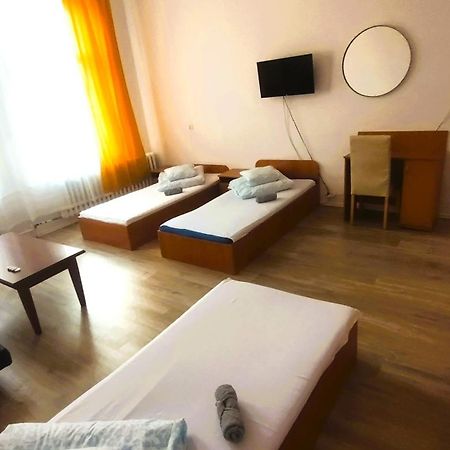 Galeona - Hotel Turystyczny Эльблонг Экстерьер фото