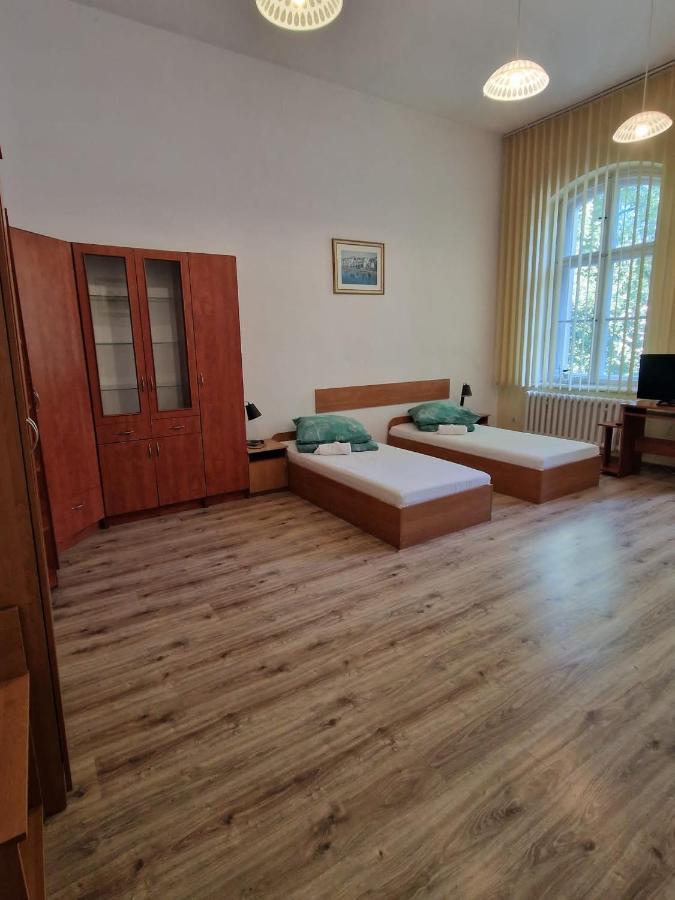 Galeona - Hotel Turystyczny Эльблонг Экстерьер фото