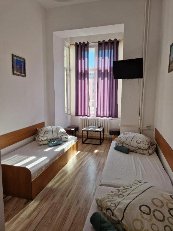 Galeona - Hotel Turystyczny Эльблонг Экстерьер фото