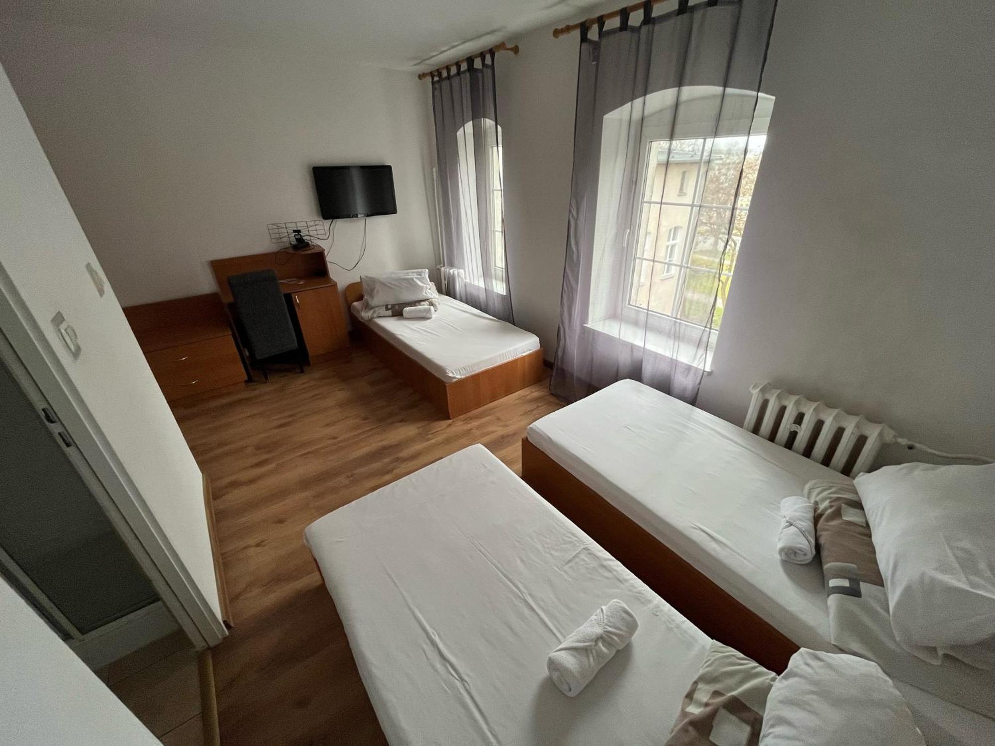 Galeona - Hotel Turystyczny Эльблонг Экстерьер фото